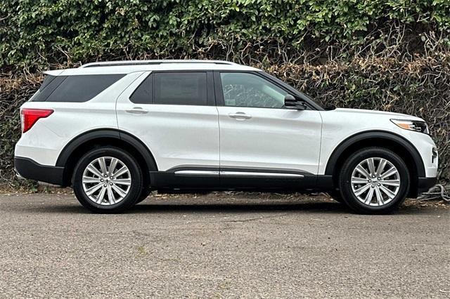 new 2024 Ford Explorer car, priced at $52,654