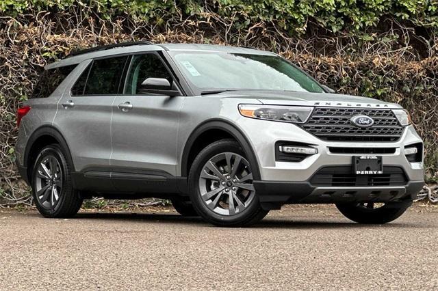 new 2024 Ford Explorer car, priced at $45,060