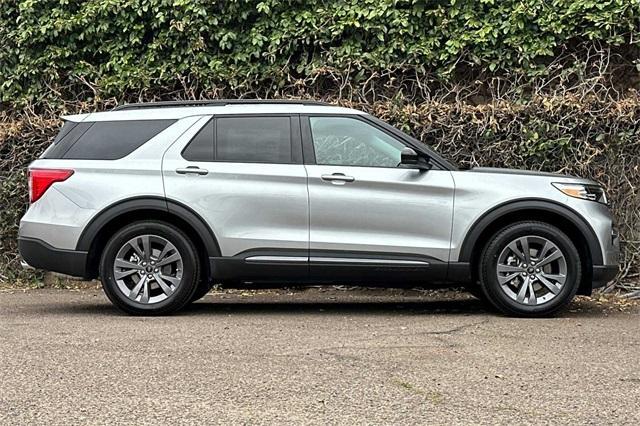 new 2024 Ford Explorer car, priced at $45,060