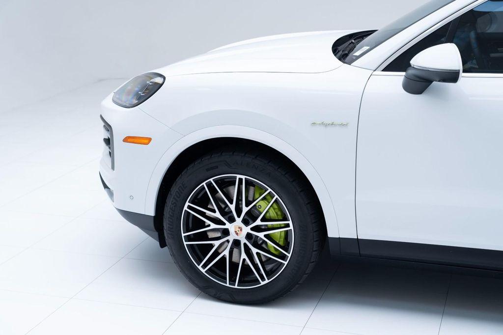 new 2025 Porsche Cayenne car, priced at $122,365