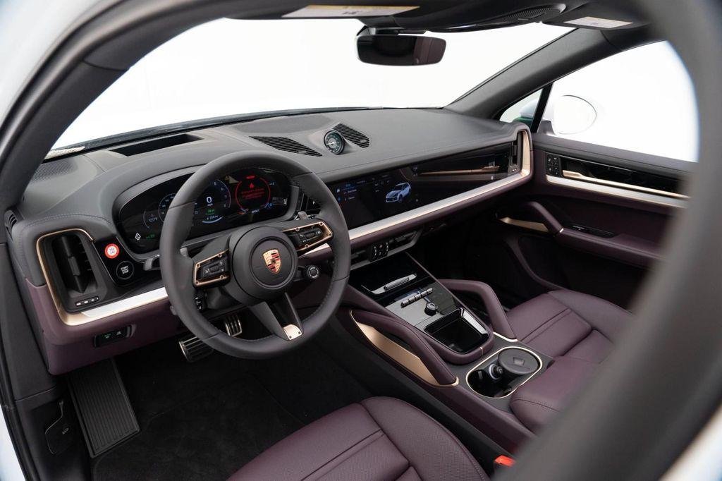 new 2025 Porsche Cayenne car, priced at $122,365
