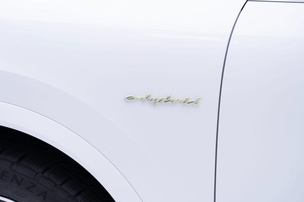 new 2025 Porsche Cayenne car, priced at $122,365