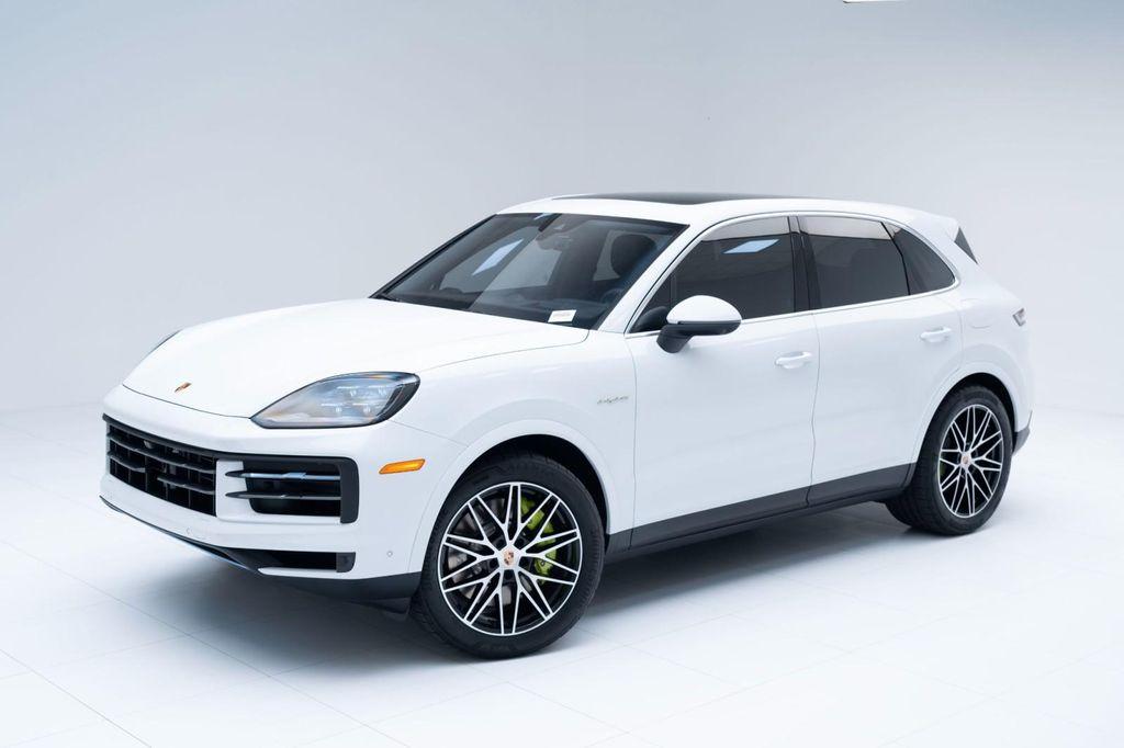 new 2025 Porsche Cayenne car, priced at $122,365