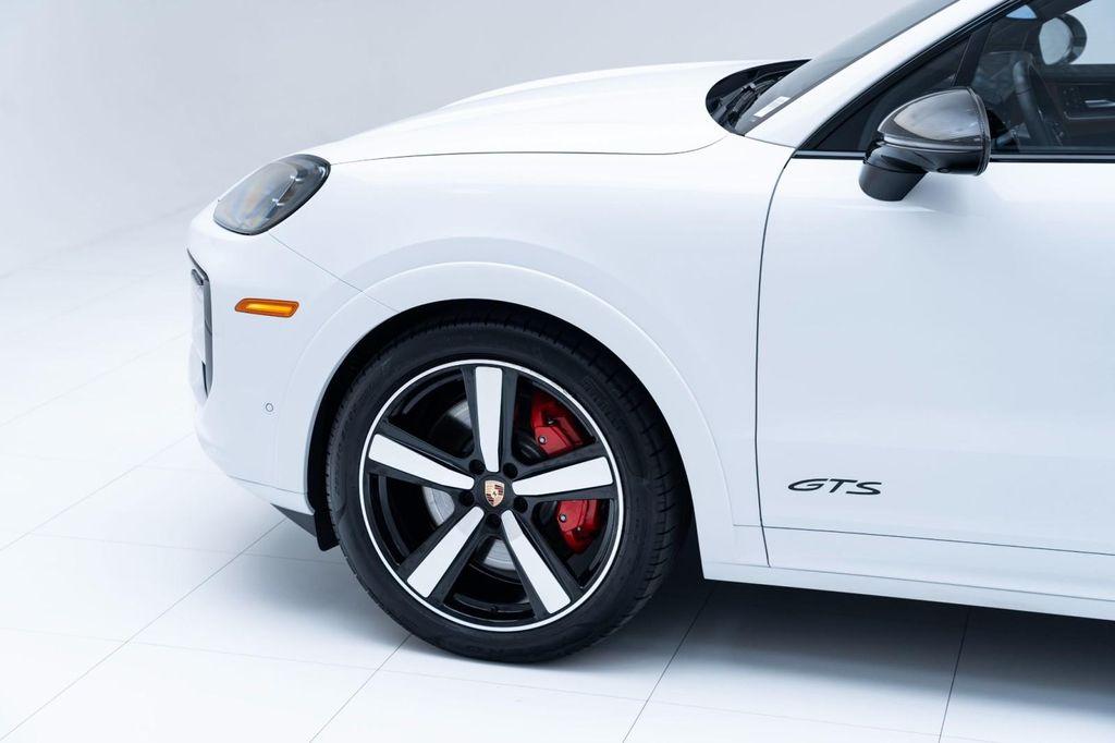 used 2025 Porsche Cayenne car, priced at $159,900