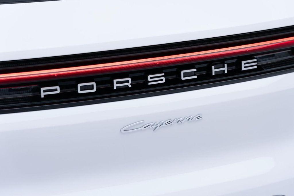 new 2025 Porsche Cayenne car, priced at $98,915