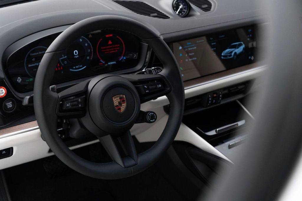 new 2025 Porsche Cayenne car, priced at $98,915