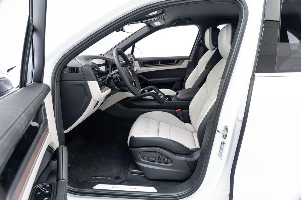 new 2025 Porsche Cayenne car, priced at $98,915