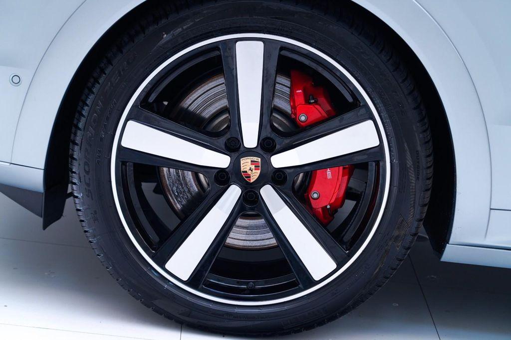 new 2025 Porsche Cayenne car, priced at $149,035