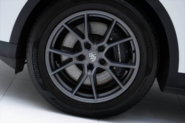 used 2024 Porsche Cayenne car, priced at $92,900