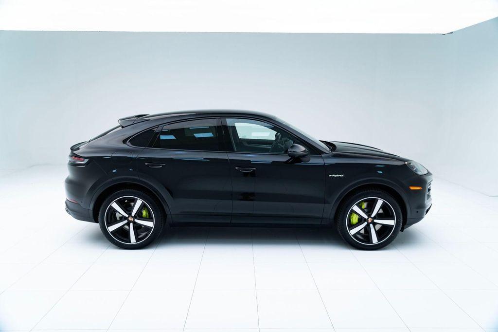 new 2026 Porsche Cayenne car, priced at $128,250