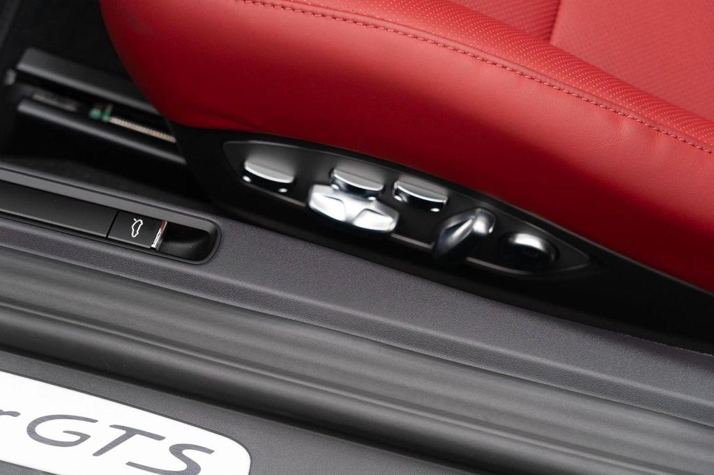 new 2025 Porsche 718 Boxster car, priced at $123,715