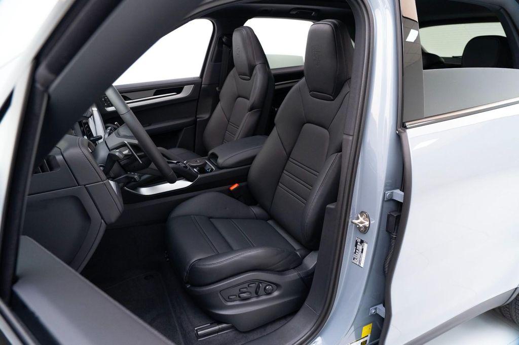 new 2025 Porsche Cayenne car, priced at $134,095