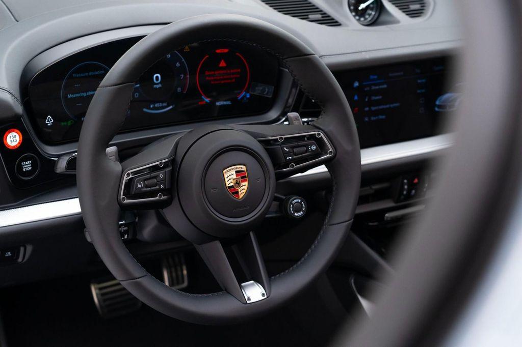 new 2025 Porsche Cayenne car, priced at $134,095