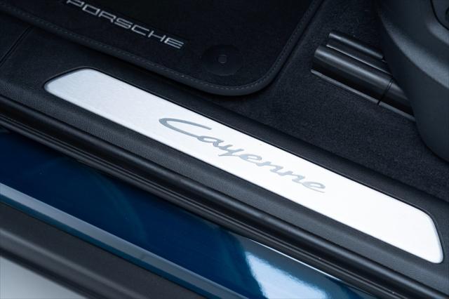 used 2025 Porsche Cayenne E-Hybrid car