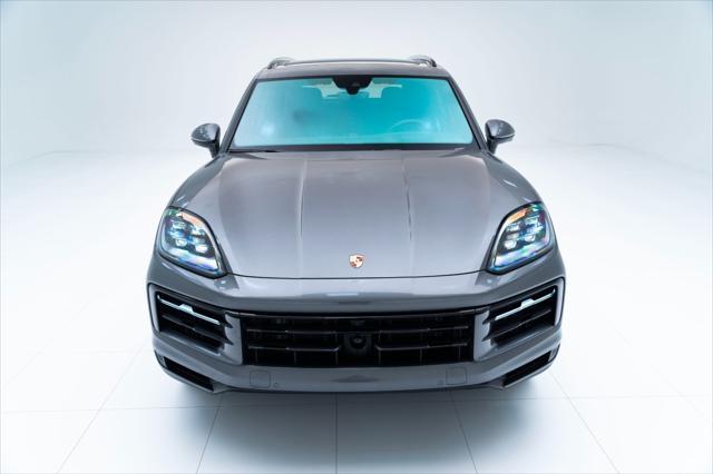 used 2025 Porsche Cayenne E-Hybrid car, priced at $125,900