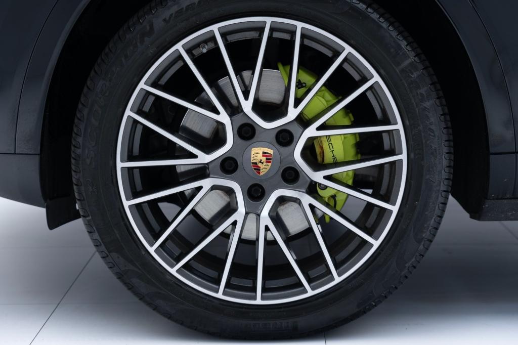 used 2020 Porsche Cayenne E-Hybrid car, priced at $64,900