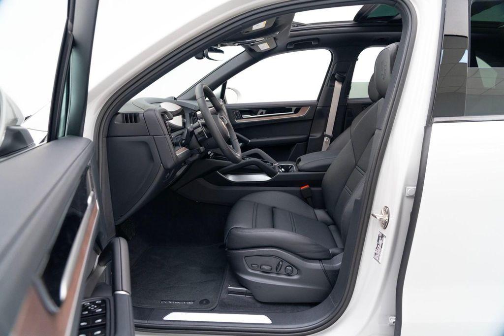 new 2025 Porsche Cayenne car, priced at $128,115