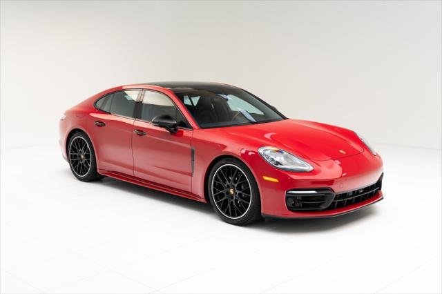 used 2023 Porsche Panamera car