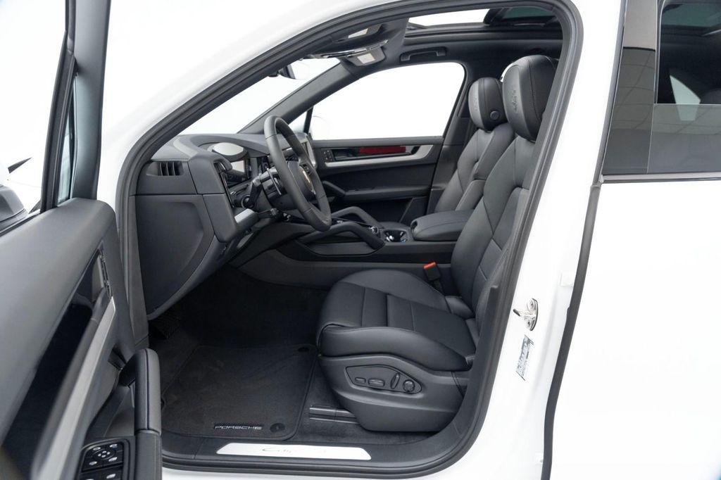 new 2025 Porsche Cayenne car, priced at $98,685