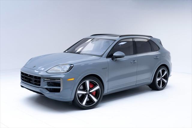 used 2025 Porsche Cayenne E-Hybrid car, priced at $179,900