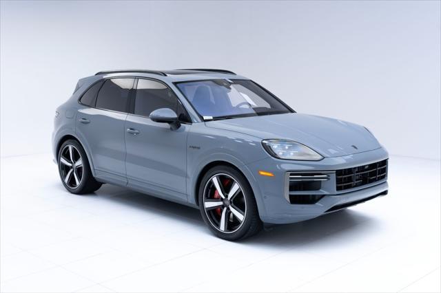 used 2025 Porsche Cayenne E-Hybrid car, priced at $179,900