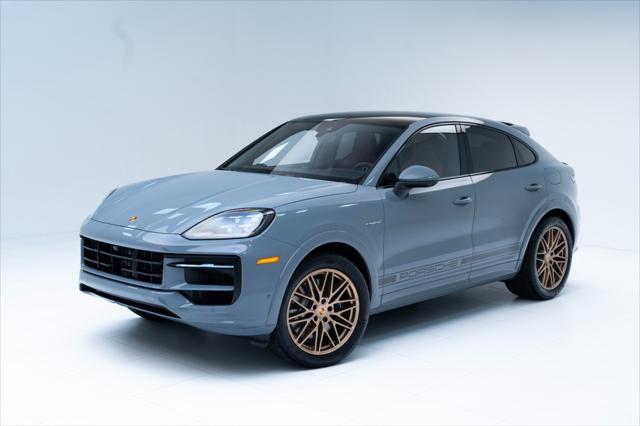 used 2025 Porsche Cayenne E-Hybrid car, priced at $128,900