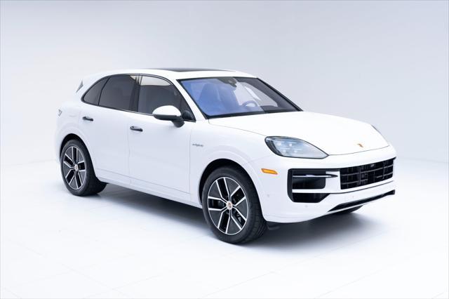 used 2025 Porsche Cayenne E-Hybrid car, priced at $121,900