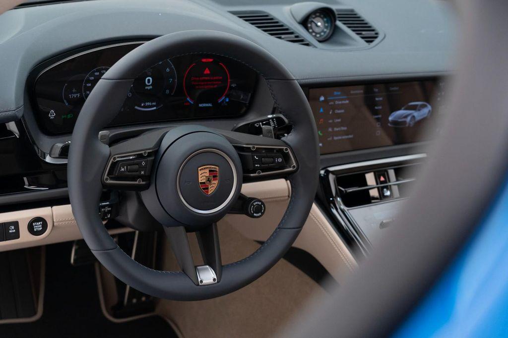 new 2025 Porsche Panamera car, priced at $139,345