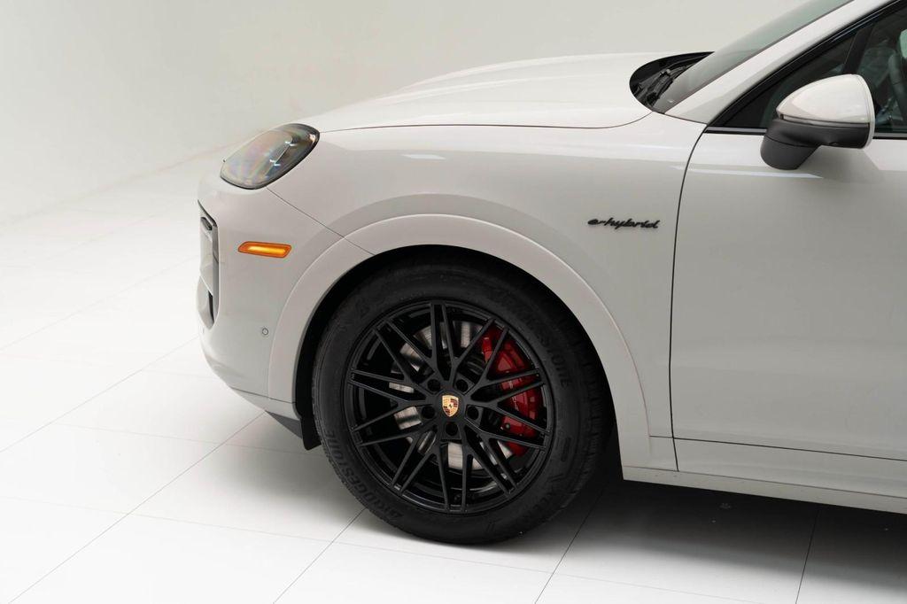 used 2025 Porsche Cayenne car, priced at $124,900