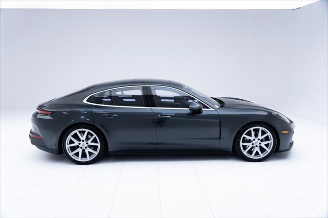 used 2024 Porsche Panamera car