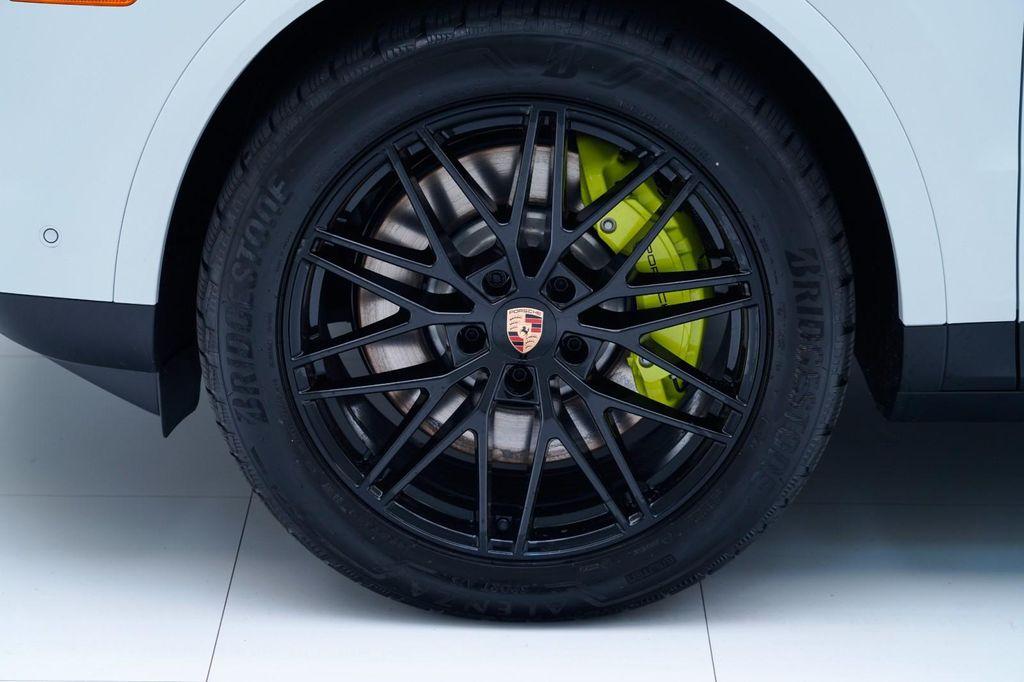 new 2026 Porsche Cayenne car, priced at $127,510