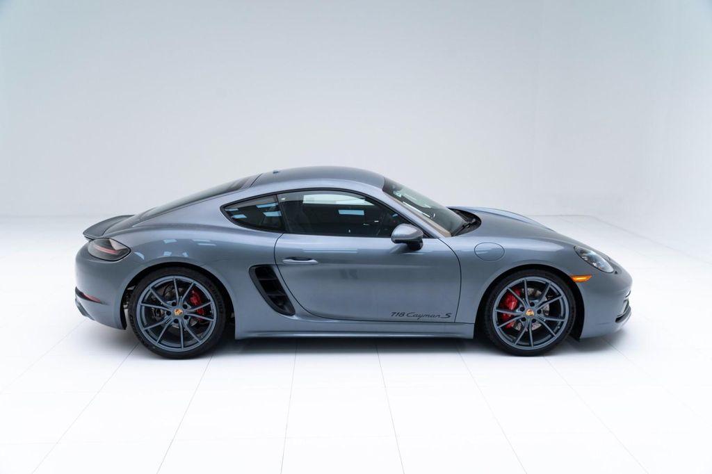 new 2025 Porsche 718 Cayman car, priced at $105,115