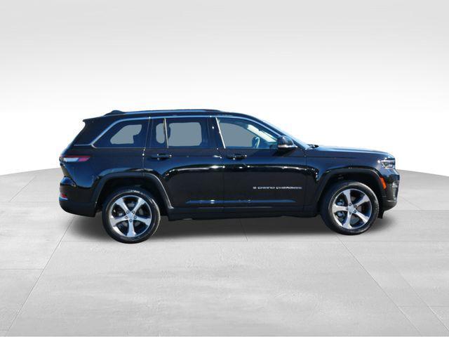 used 2023 Jeep Grand Cherokee car, priced at $31,250