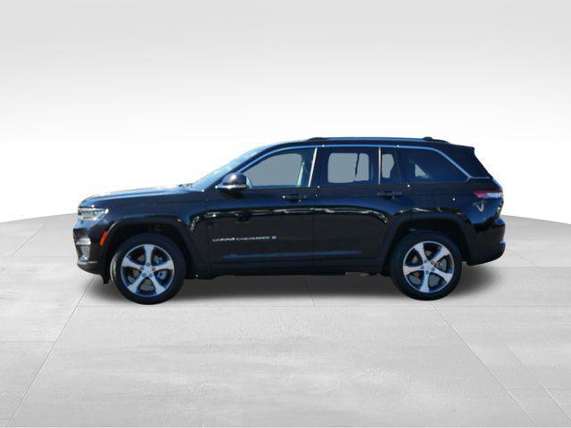 used 2023 Jeep Grand Cherokee car, priced at $31,250