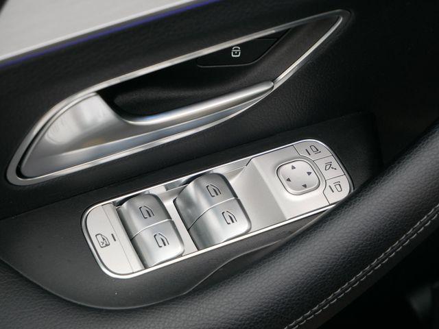 used 2024 Mercedes-Benz GLE 450 Plug-In Hybrid car, priced at $60,000