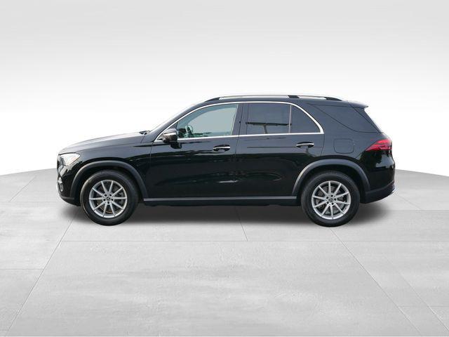 used 2024 Mercedes-Benz GLE 450 Plug-In Hybrid car, priced at $60,000