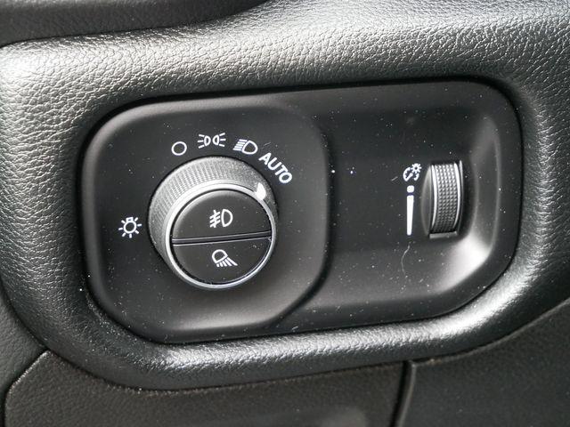 used 2022 Ram 1500 car, priced at $40,000