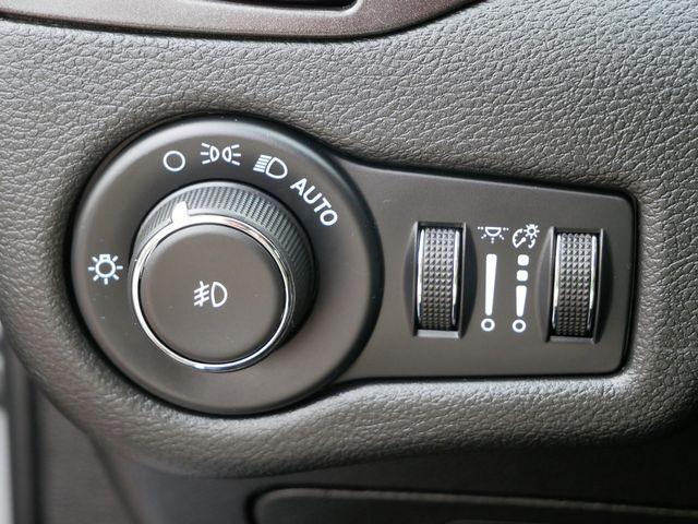 used 2022 Jeep Cherokee car, priced at $29,232