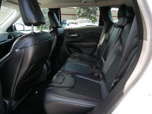 used 2019 Jeep Cherokee car, priced at $19,275