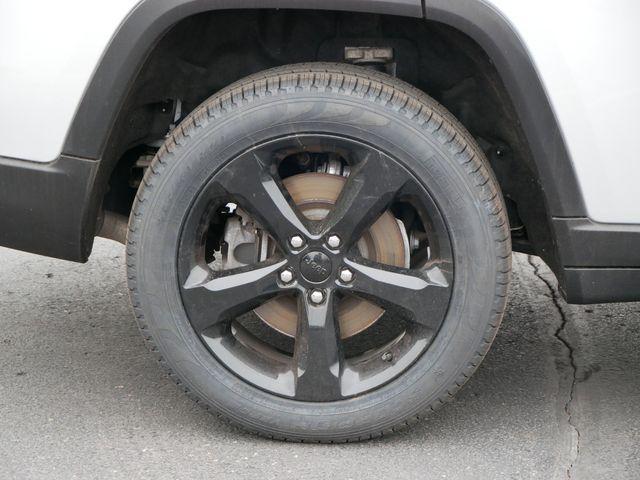 used 2022 Jeep Grand Cherokee L car, priced at $34,285