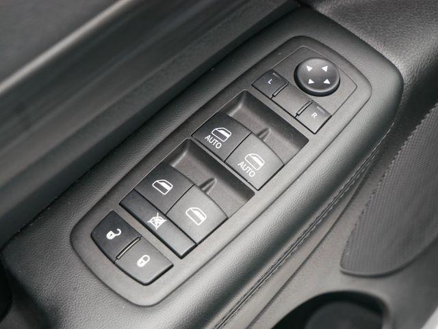 used 2022 Jeep Grand Cherokee car, priced at $28,500