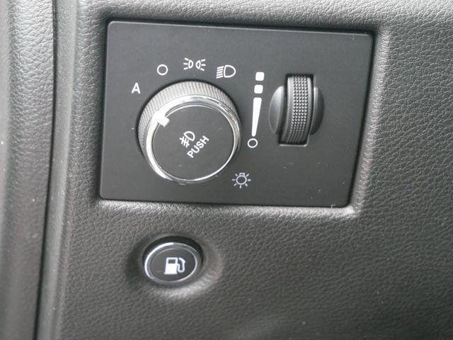 used 2022 Jeep Grand Cherokee car, priced at $28,500