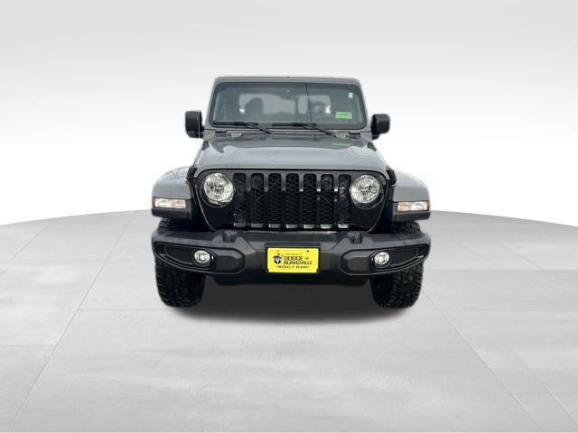 used 2022 Jeep Gladiator car, priced at $32,544