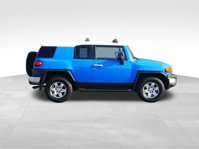 used 2007 Toyota FJ Cruiser car, priced at $12,500