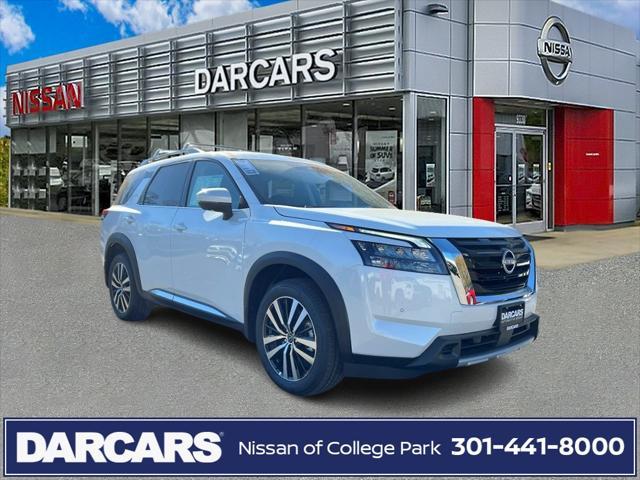 new 2025 Nissan Pathfinder car, priced at $49,699