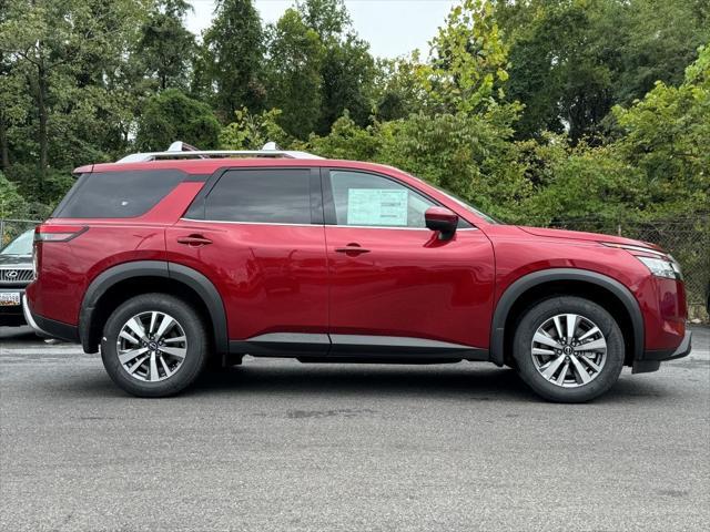 new 2024 Nissan Pathfinder car, priced at $40,437