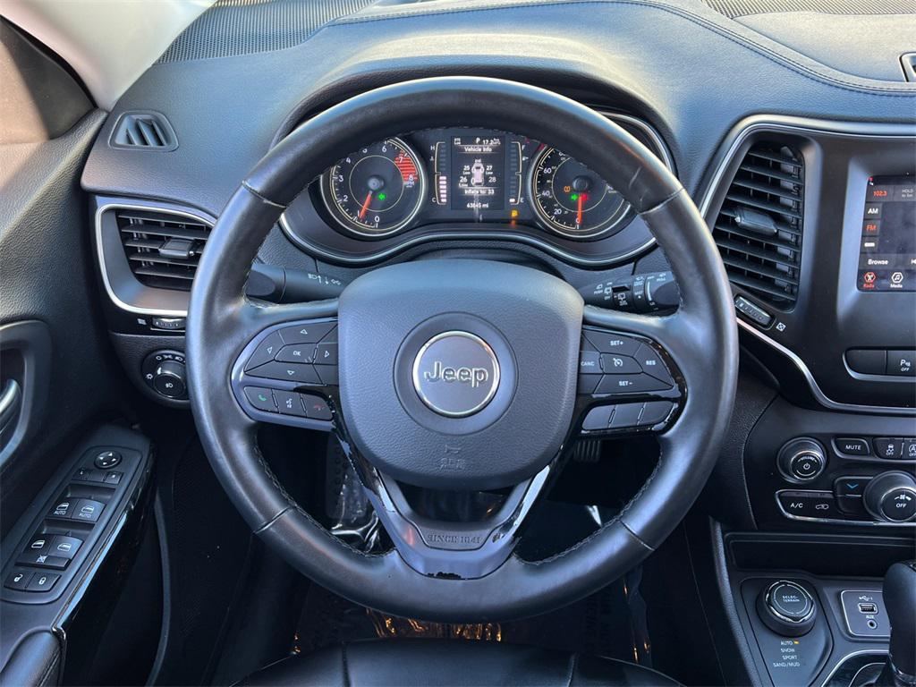 used 2020 Jeep Cherokee car, priced at $16,526