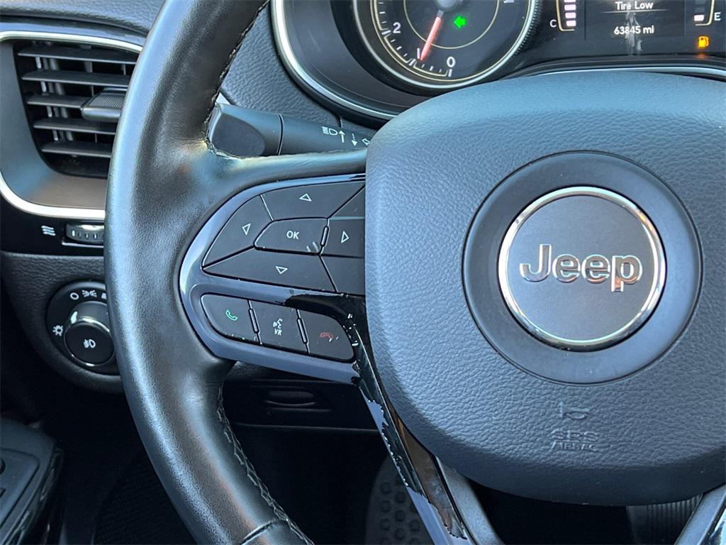 used 2020 Jeep Cherokee car, priced at $16,526