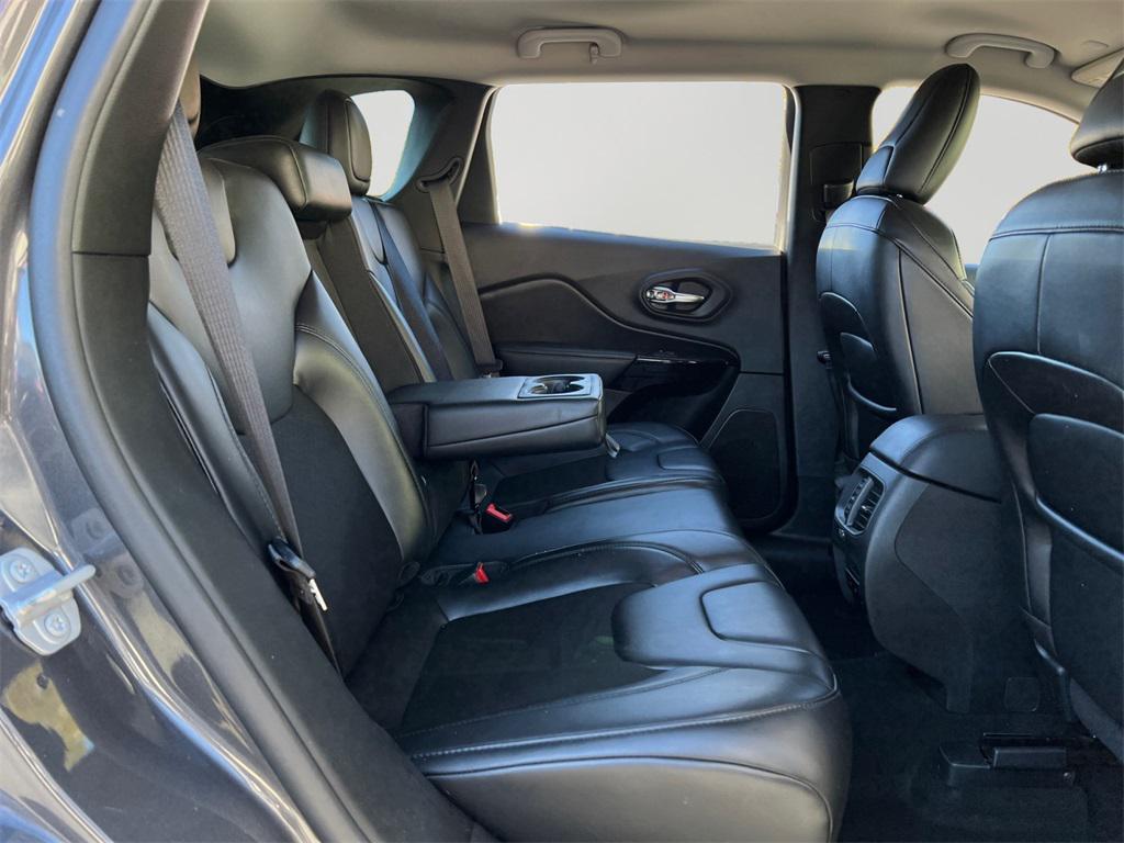 used 2020 Jeep Cherokee car, priced at $16,526