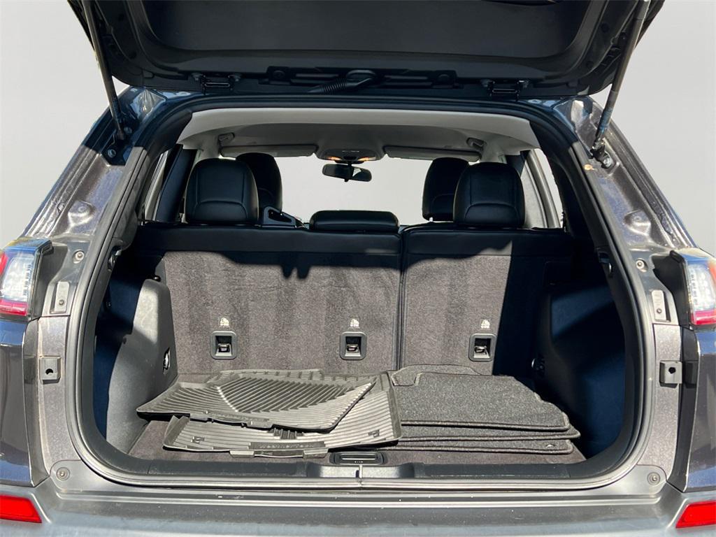 used 2020 Jeep Cherokee car, priced at $16,526